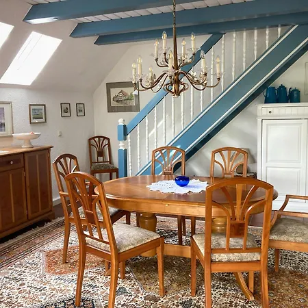 Holiday home Haus Gerti *